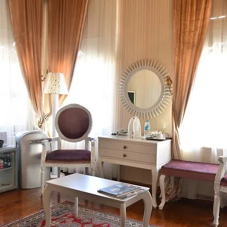 Hotel Augustus Boutique 4*