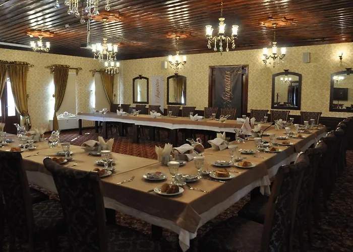 Augustus Boutique Hotel 4*